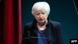 La Secretaria del Tesoro de Estados Unidos, Janet Yellen, habla durante el Foro de Inversión Responsable de la Asociación de las Américas - Banco Interamericano de Desarrollo en Washington, D.C., el 2 de noviembre de 2023. (Foto de SAUL LOEB / AFP)